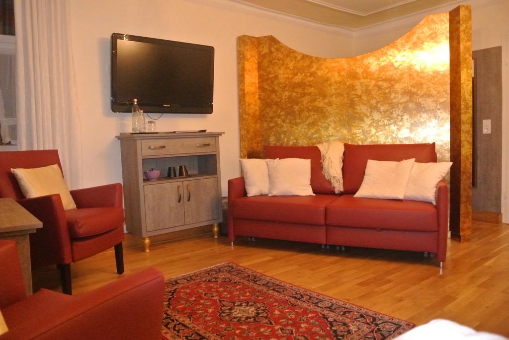 Hotel-Restaurant Goldenes Lamm Динкельсбюль Номер фото